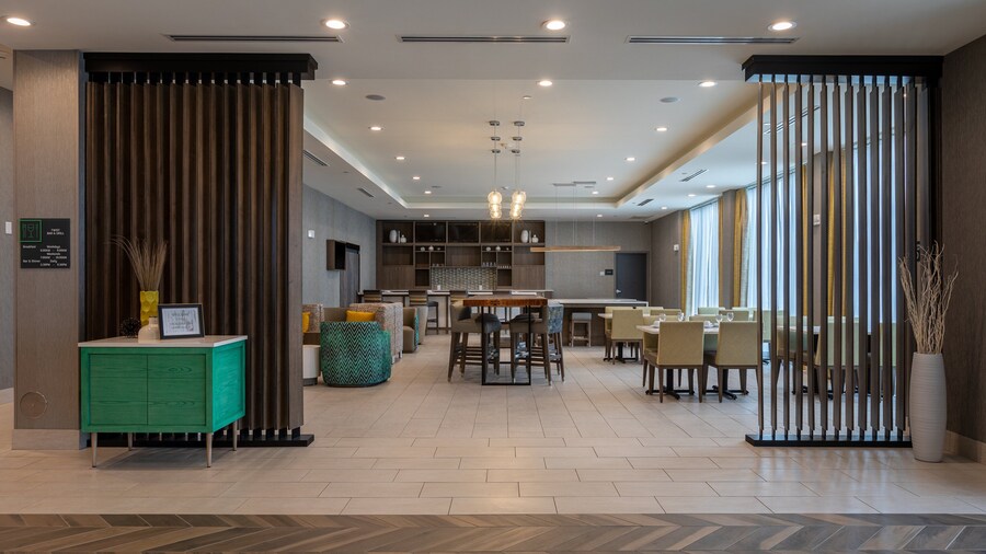 Holiday Inn Greenville - Woodruff Road by IHG