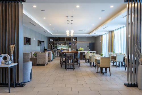 Holiday Inn Greenville - Woodruff Road by IHG
