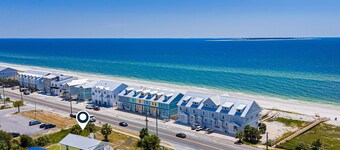 Dog-friendly coastal home w/ a game room and covered patio