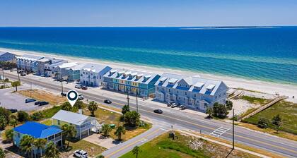 Casa costera amigable para perros con sala de juegos y patio cubierto - ¡acceso a la playa!
