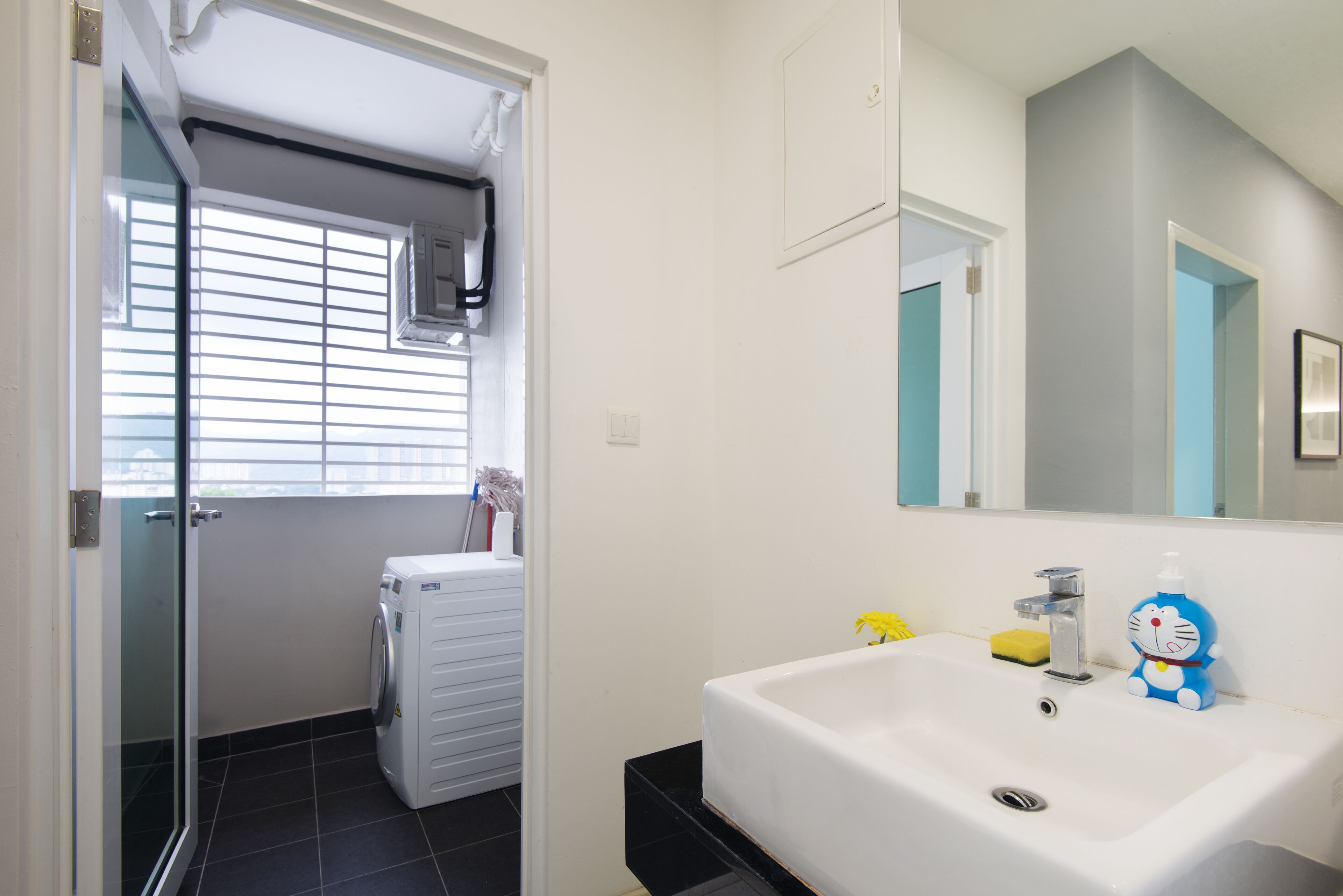 ★Couples Getaway XXV★ Cozy Suite Sleeps 1~4 | 城市套房