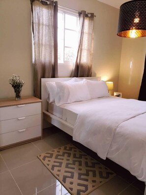 Huoneisto | 1 makuuhuone, silitysrauta/-lauta, ilmainen Wi-Fi, vuodevaatteet