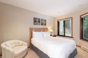 4 quartos, ferros/tábuas de passar roupa, Wi-Fi, roupa de cama