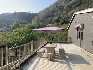 Desk, free WiFi, bed sheets - Breeze Homestay (Ren'ai)