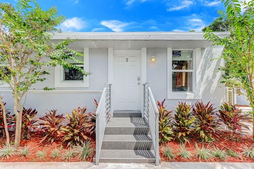 Holly Rosa: Casita Near Beach & Gym Access