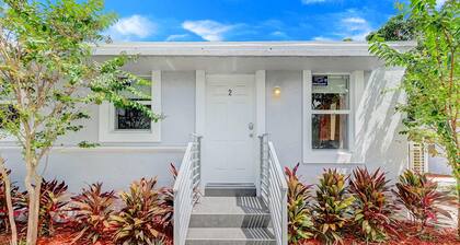 Holly Rosa: Casita Near Beach & Gym Access