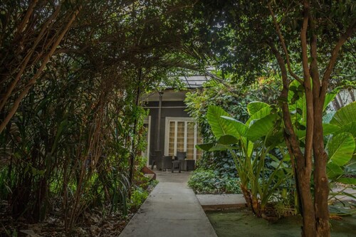 The Bellavista Hostel