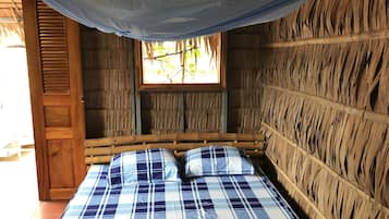 Traditional Bungalow | Desk, free WiFi