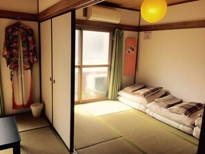 Japanese Style Apartment 501 Aamaterasu | Desk, iron/ironing board, free WiFi, bed sheets - Casa Viento Stay Inn (Hiroshima)