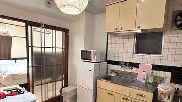 Deluxe Apartment 302 Benzaiten | Private kitchen | Fridge, microwave, stovetop, coffee/tea maker