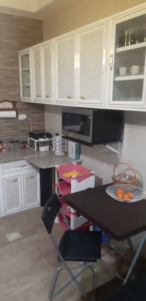 Microonde, macchina per tè/caffè, pentole/stoviglie/utensili