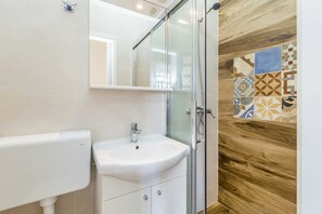 Hair dryer, towels, toilet paper