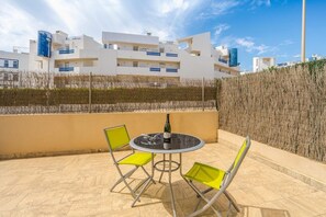 Outdoor dining - Appartement El Bosque (Orihuela Costa) (Alicante / Alacant)
