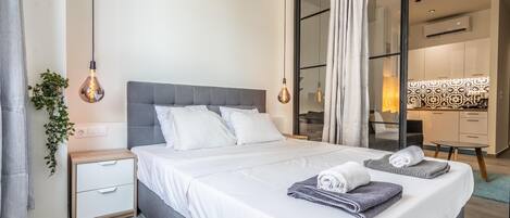 1 bedroom, free WiFi, bed sheets