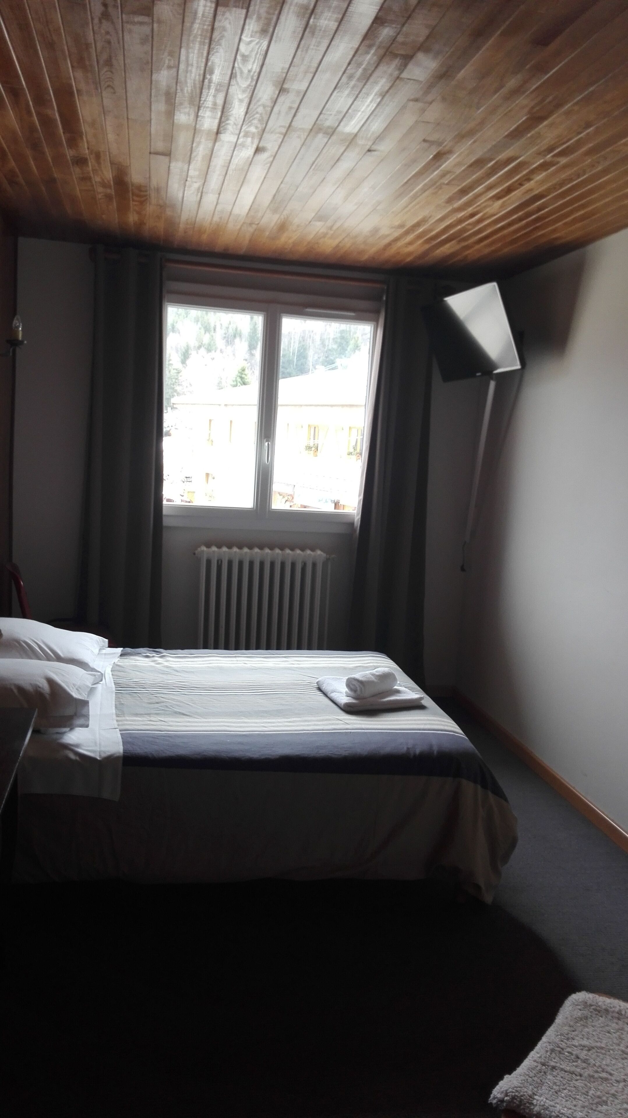 Hotel bar restaurant les Gentianes in La Morte Find Hotel Reviews