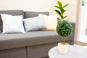 Apartment, 1 Bedroom | Living room - Plenty Apartments Athens (Athens)