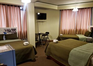 Minibar, wifi gratis y ropa de cama 