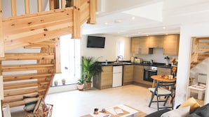 Apartment | Living area - Luxurious Penthouse with Harbour Views (St Ives)