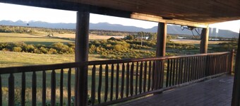 Meadow Lake Guest Ranch - Lakeview House Osprey -sviitti