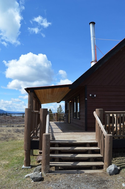 Meadow Lake Guest Ranch - Osprey Suite - Lakeview House