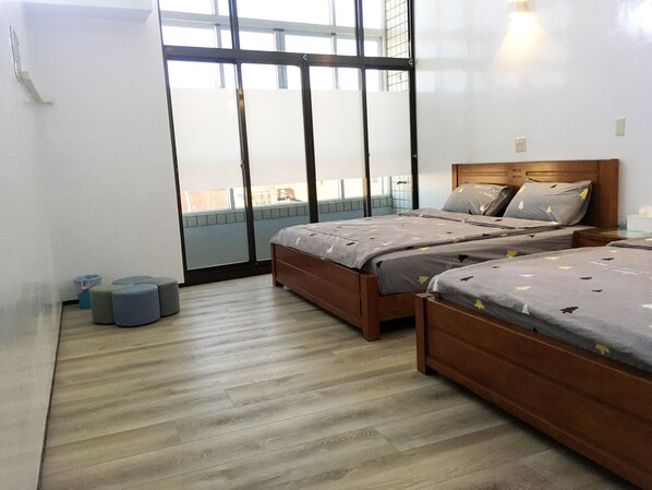 Minibar, soundproofing, bed sheets - Reui Heng Guesthouse (Budai)