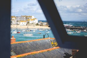 Apartment | Water view - Luxury Sunrise Suite with Harbour Views (St Ives)