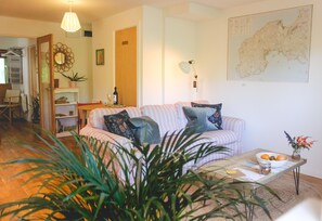 Living area - Eco Studio Close To Coastal Path (St Ives)