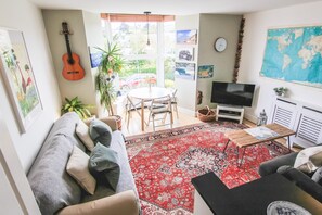 Appartement, 2 chambres | Coin séjour