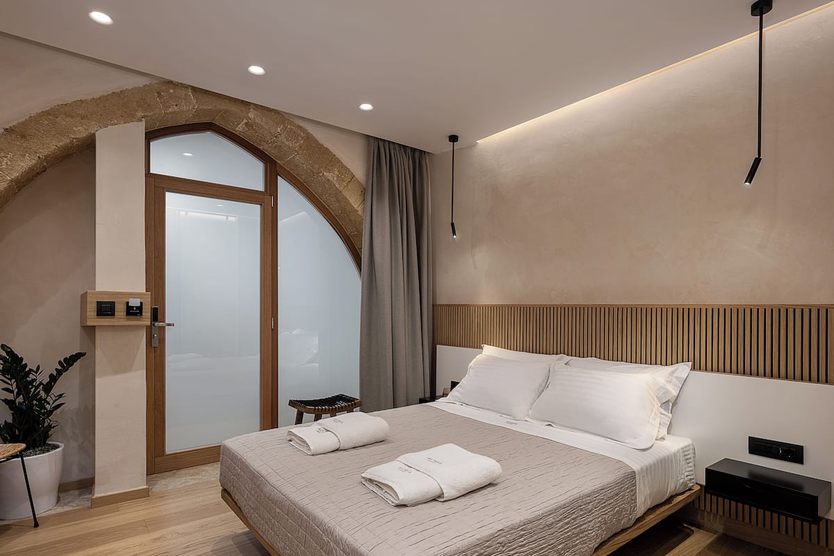 Studio – superior | Italienske Frette-laken, sengetøy av topp kvalitet og memory foam-senger