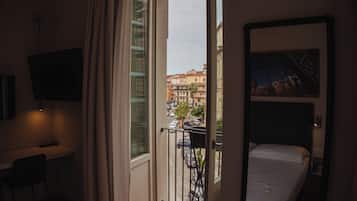 Vue sur la ville depuis lâhĂ©bergement