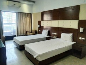 Free WiFi, bed sheets - Caspia The Home (Rangpur)