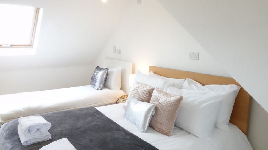 The Great Airport Place