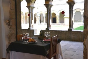 Se sirven desayunos, almuerzos, cenas y brunches