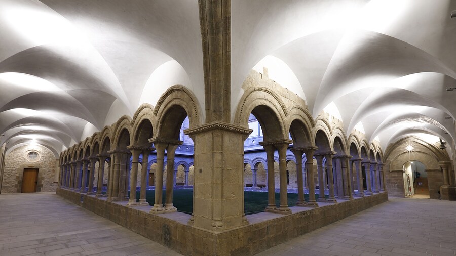 Monestir de les Avellanes