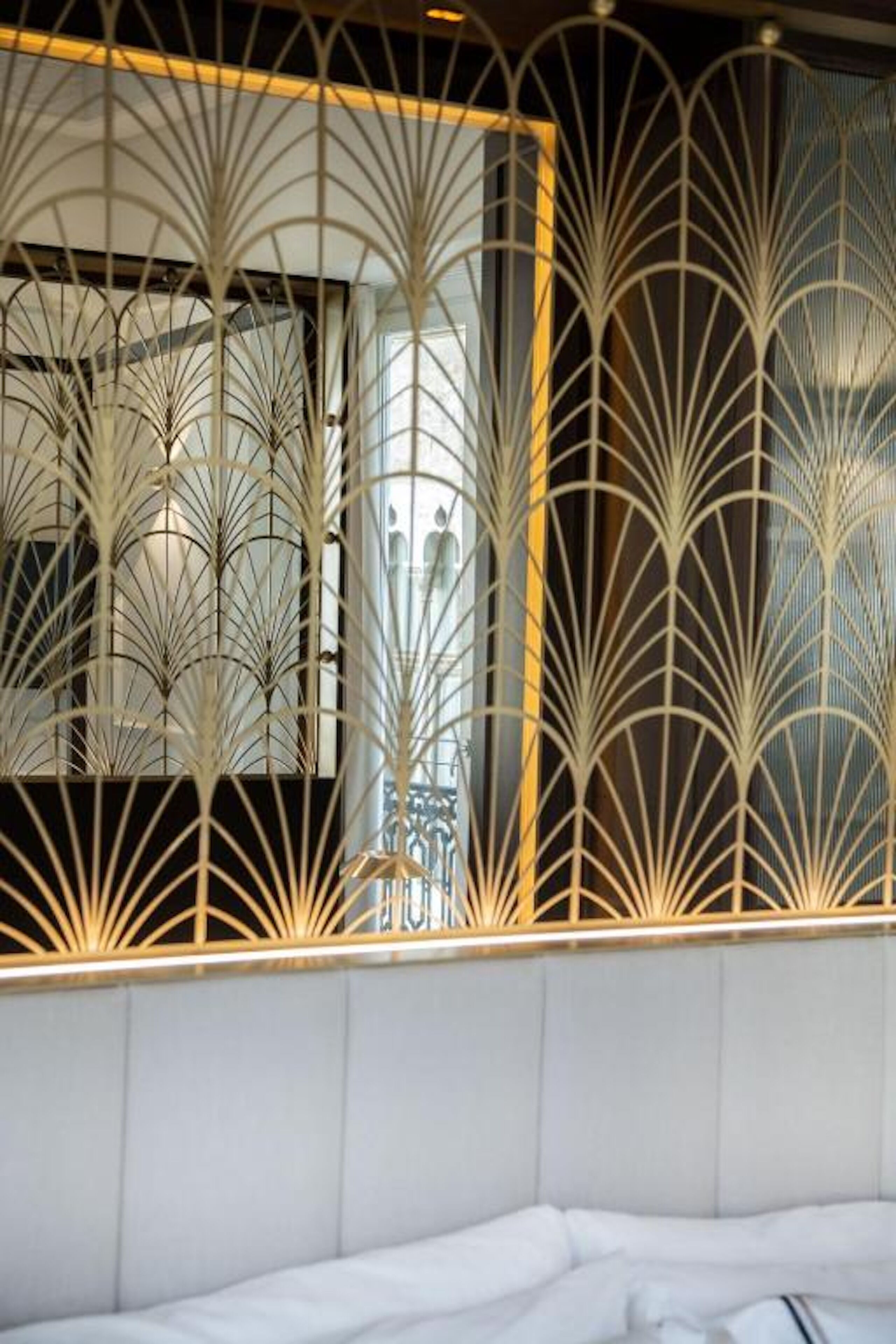 junior suite | free minibar, in-room safe, desk, blackout curtains