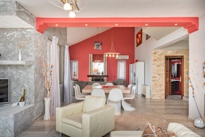 Villa | Living area | Smart TV, fireplace, Netflix, streaming services