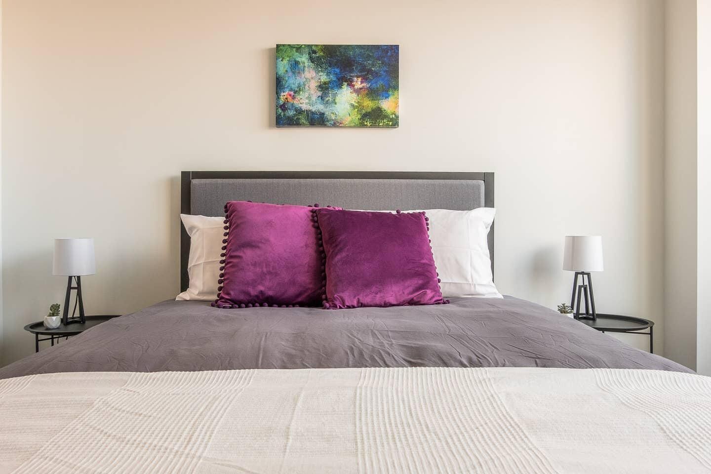 Frontdesk | 1BR Apt Near Power & Light District