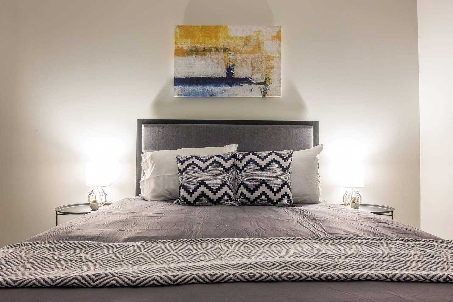 Frontdesk | Central 1BR + Balcony Near City Market