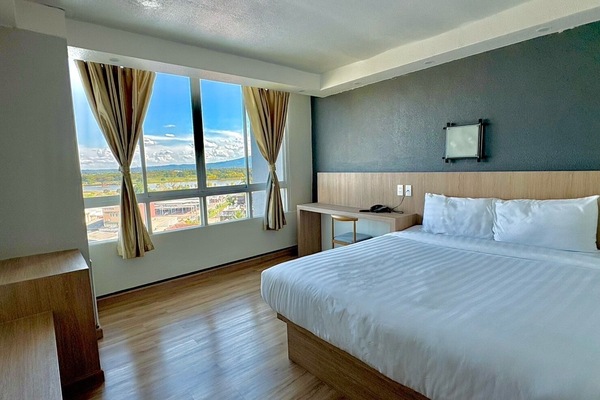 Deluxe Room | Room amenity