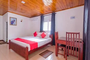 Deluxe Double Room | Free WiFi