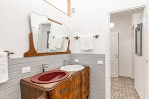 Doccia, bidet