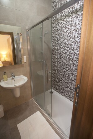 Deluxe Double Room, 1 Bedroom | Bathroom | Shower, rainfall showerhead, free toiletries, hair dryer - SOLEIL B&B GOZO  (Gharb)