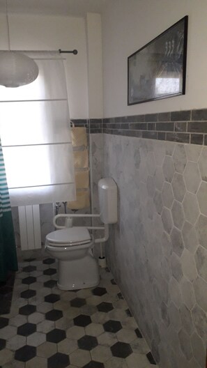 Savon, papier toilette