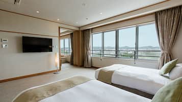Chambre, non-fumeurs, salle de bains privée (Japanese-Western Room with View Bath) | Coffres-forts dans les chambres, draps fournis