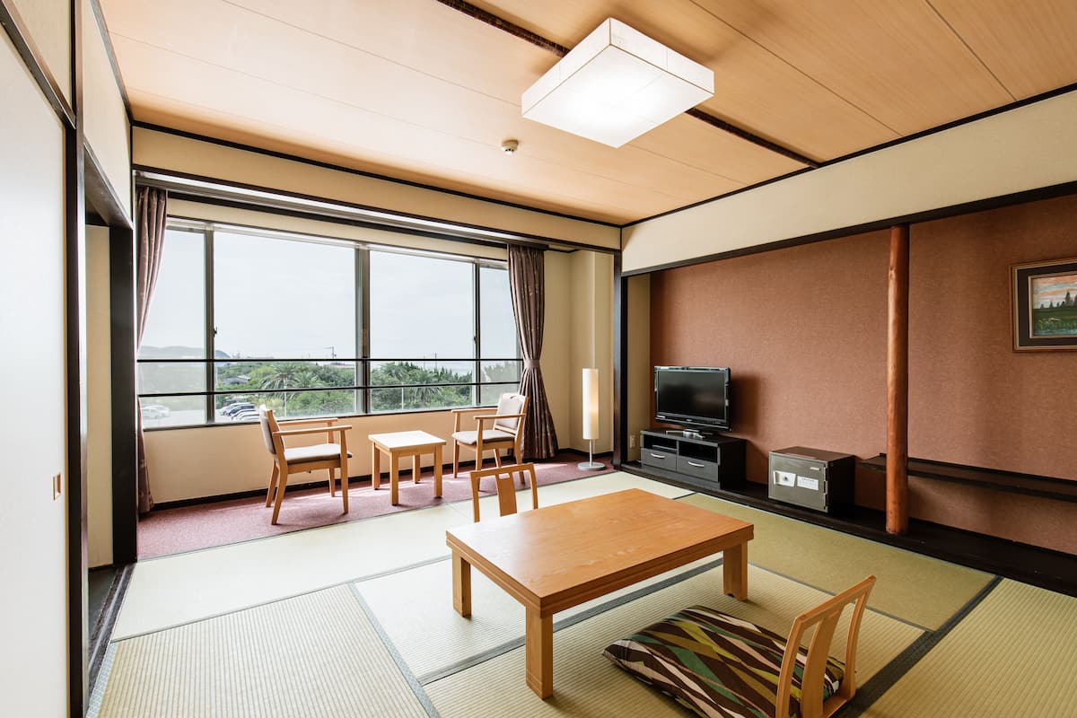 Twin kamer, niet-roken (Japanese-style room A) | Een kluis op de kamer, beddengoed