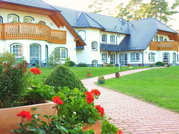 Front of property - Landhaus Müritzgarten (Röbel/Müritz)