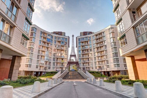 1 makuuhuoneen luksushuoneisto ranskalaiskorttelissa