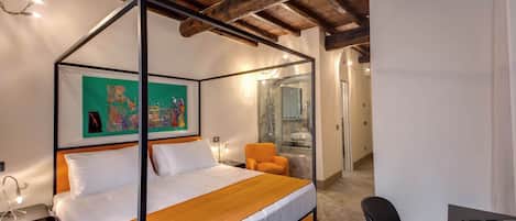 Coffres-forts dans les chambres, bureau, Wi-Fi gratuit, draps fournis