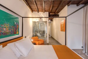 Coffres-forts dans les chambres, bureau, Wi-Fi gratuit, draps fournis