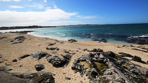 Cottage | Beach - Coral Strand Lodge (Ballyconneely)